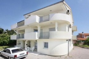 Apartments and rooms with parking space Sveti Vid, Krk - 5323
